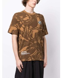 Мужская горчичная футболка с круглым вырезом с принтом от AAPE BY A BATHING APE