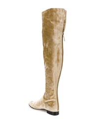 Горчичные замшевые ботфорты от Alberta Ferretti