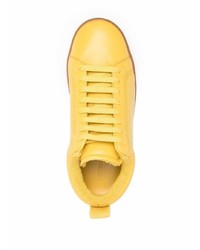 Мужские горчичные кожаные низкие кеды от Bottega Veneta