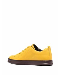 Мужские горчичные кожаные низкие кеды от Camper