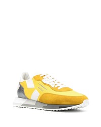 Мужские горчичные кроссовки от Ghoud