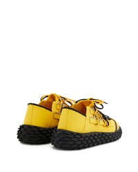 Мужские горчичные кроссовки от Giuseppe Zanotti