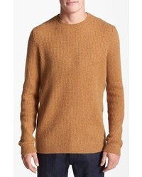 Горчичный свитер с круглым вырезом