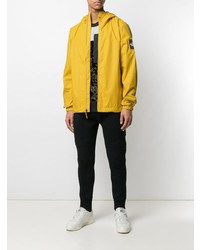 Мужская желтая ветровка от The North Face