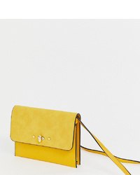 Желтая замшевая сумка через плечо от Accessorize