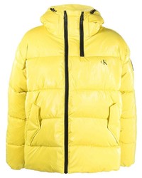 Мужская желтая куртка-пуховик с принтом от Calvin Klein Jeans