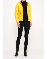 Женская желтая куртка-пуховик от Gas