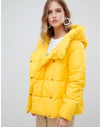 Женская желтая куртка-пуховик от Only