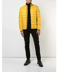 Мужская желтая куртка-пуховик от Belstaff