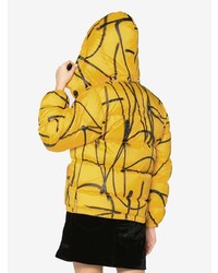 Женская желтая куртка-пуховик от Adaptation