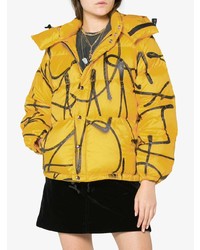 Женская желтая куртка-пуховик от Adaptation