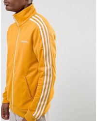 Мужская желтая куртка от adidas