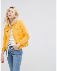Женская желтая куртка от Wrangler