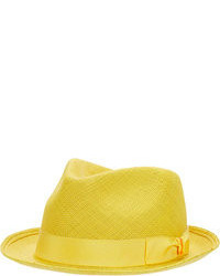 Желтая соломенная шляпа