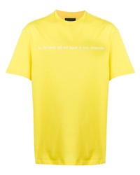 Мужская желтая футболка с круглым вырезом с принтом от Throwback.