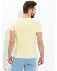 Мужская желтая футболка с принтом от Oodji