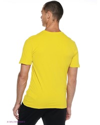 Мужская желтая футболка от Nike