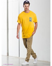 Мужская желтая футболка от Vans