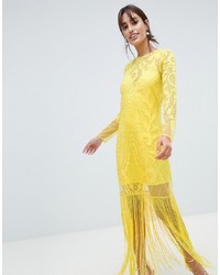 Желтое вечернее платье c бахромой