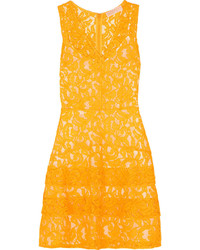 Желтое кружевное платье от MICHAEL Michael Kors