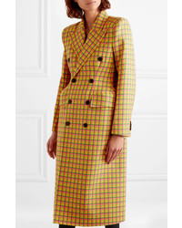 Женское желтое пальто в клетку от Balenciaga