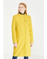 Женское желтое пальто от Gamelia