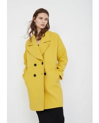 Женское желтое пальто от Lime
