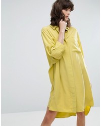Желтое платье-рубашка от Weekday