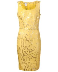 Желтое платье-футляр от Oscar de la Renta