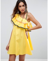 Желтое свободное платье с рюшами от Asos