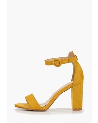 Желтые замшевые босоножки на каблуке от Sweet Shoes