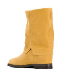 Желтые замшевые ботильоны от Via Roma 15