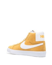 Мужские желтые замшевые высокие кеды от Nike