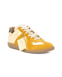 Мужские желтые замшевые низкие кеды от Maison Margiela