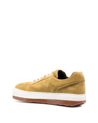 Мужские желтые замшевые низкие кеды от Sunnei