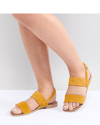Желтые замшевые сандалии на плоской подошве от New Look Wide Fit