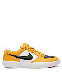 Мужские желтые кожаные низкие кеды от Nike