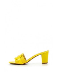 Желтые кожаные сабо от Vivian Royal