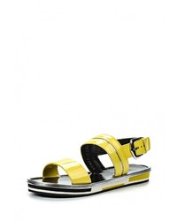 Желтые кожаные сандалии на плоской подошве от Alberto Guardiani