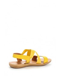 Желтые кожаные сандалии на плоской подошве от Renda