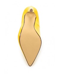 Желтые кожаные туфли от Stella Rossa