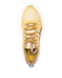 Мужские желтые кроссовки от Asics