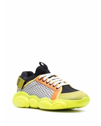 Мужские желтые кроссовки от Moschino