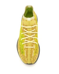 Мужские желтые кроссовки от adidas YEEZY