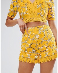 Женские желтые кружевные шорты от Aijek