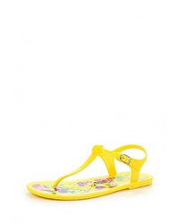 Желтые резиновые сандалии на плоской подошве от Mon Ami