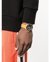 Мужские желтые резиновые часы от Gucci