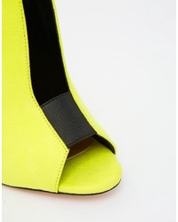 Желтые туфли от Asos