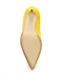 Желтые туфли от Versace 19.69