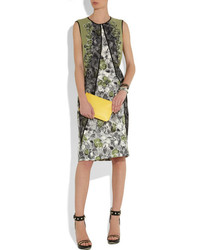 Желтый клатч от Valextra